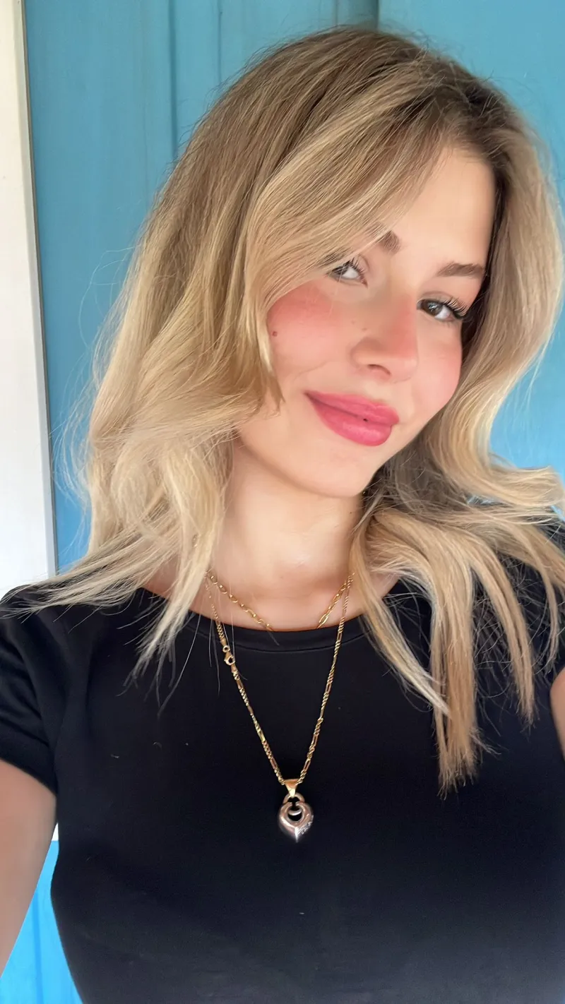 Azra | Stand Hostesi