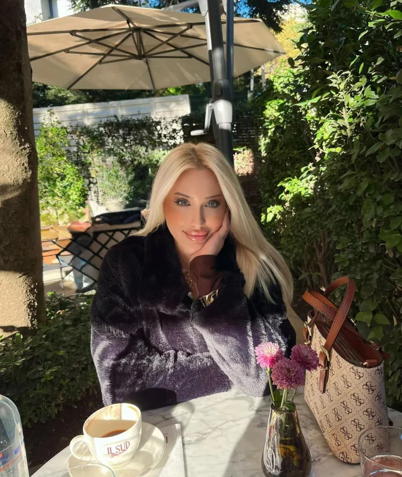 Beyza | Stand Hostesi